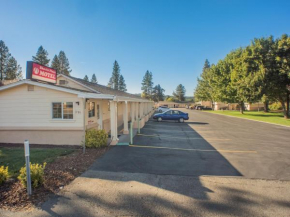  Shasta Pines Motel & Suites  Берни